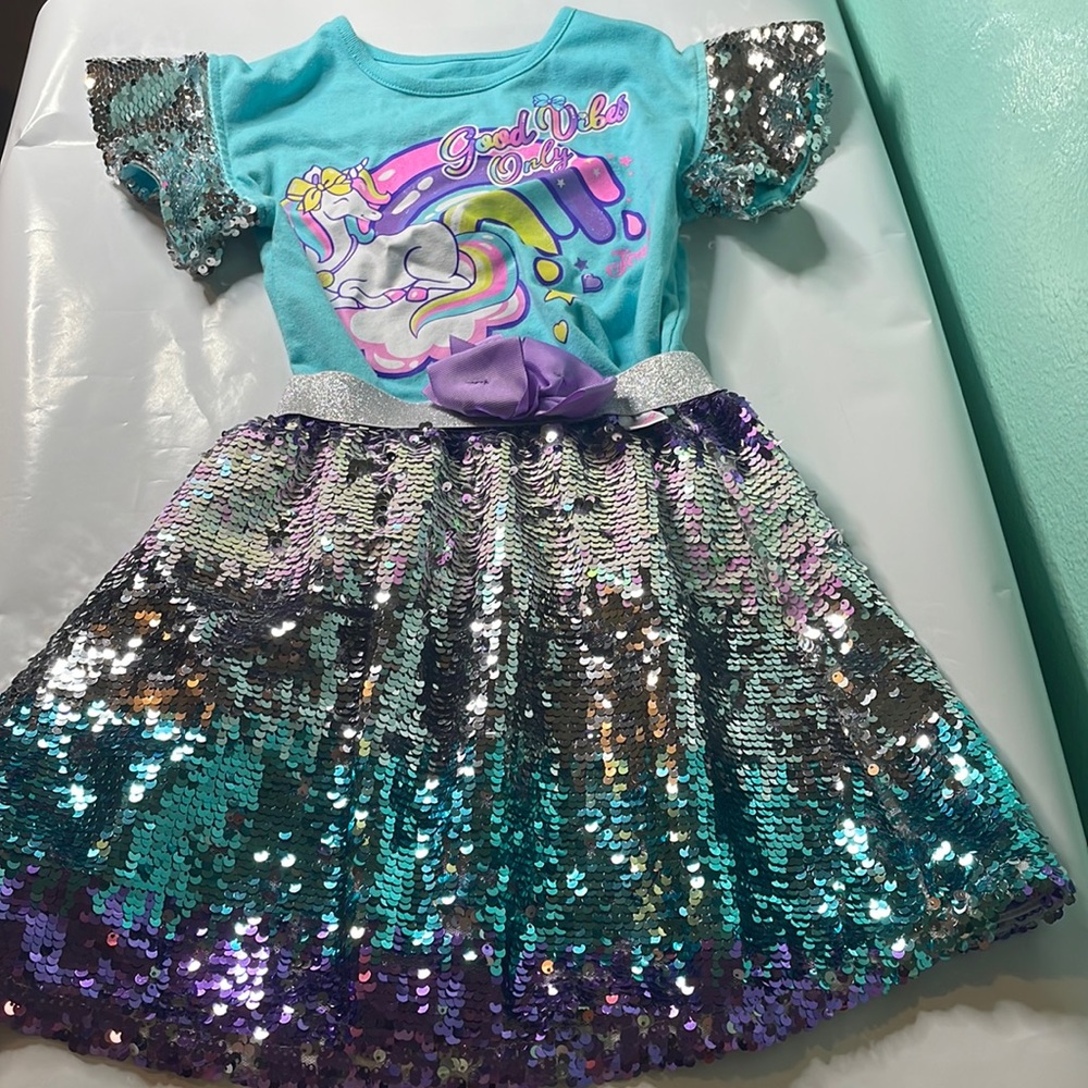 3-$10 Jojo Swiss outfit